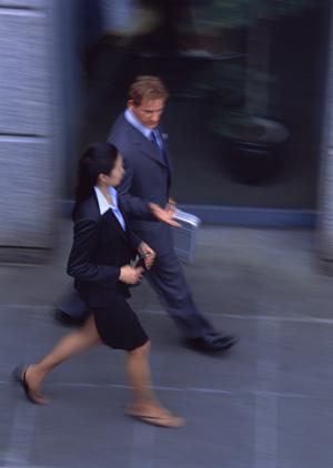 2025年版：ミステリーショッパー登録の完全ガイドと成功の秘訣